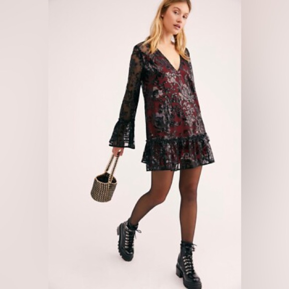 Free People Falling Flowers Frock mini dress. Black and red size medium